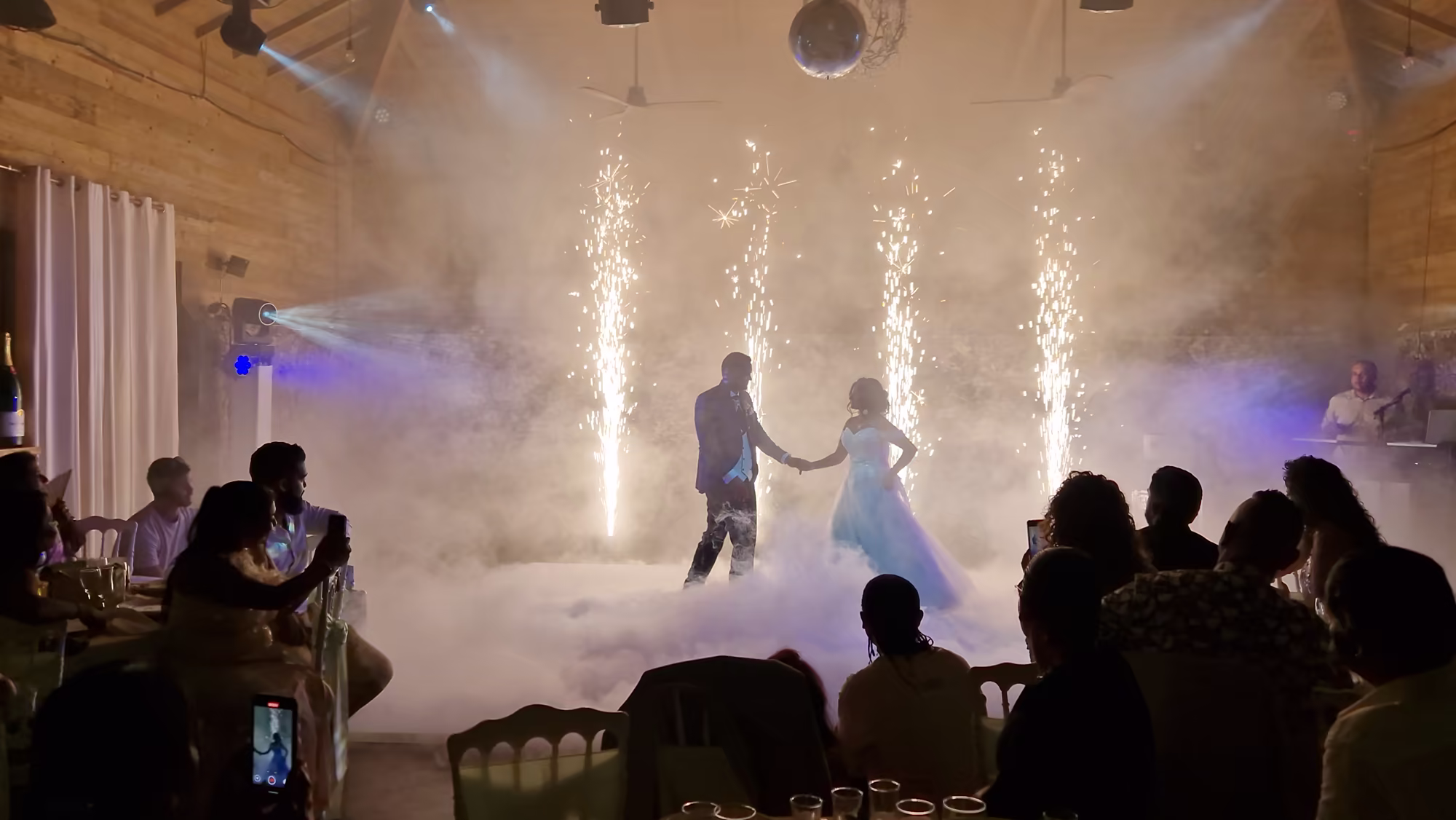 Première danse — animation DJ Lambiance974 à La Réunion